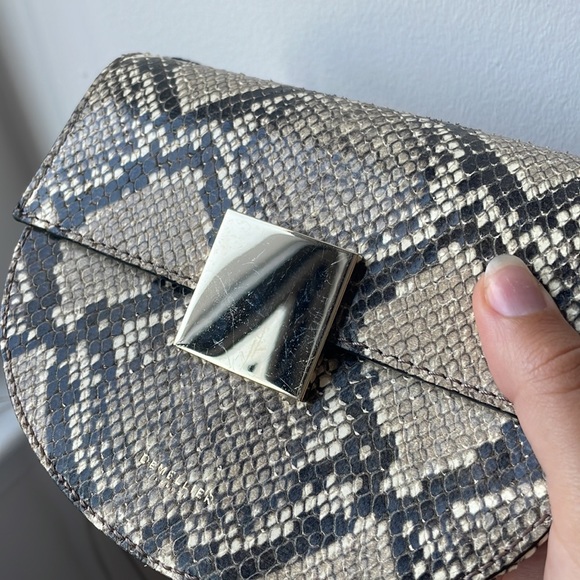 DeMellier London Mini Oslo snakeskin bag - Picture 2 of 5